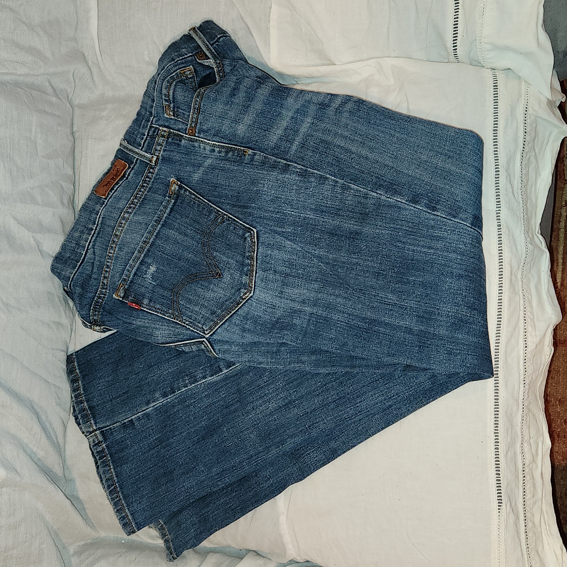 Levis 422s